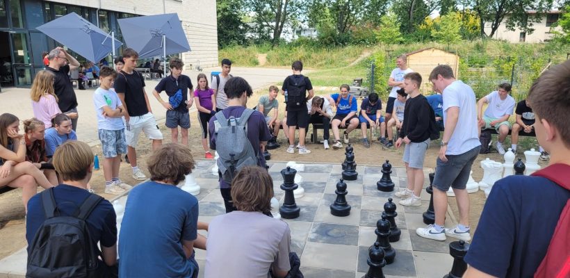 Outdoor-Schachfeld am GBG fertiggestellt